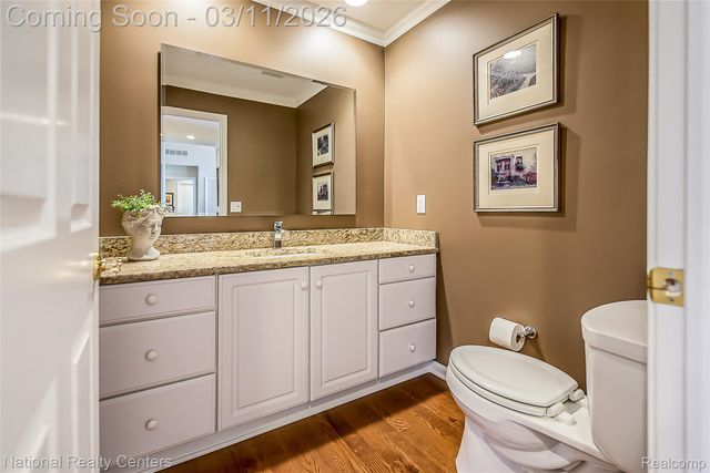 5451 Wentworth Drive, Commerce Charter Township, MI 48382