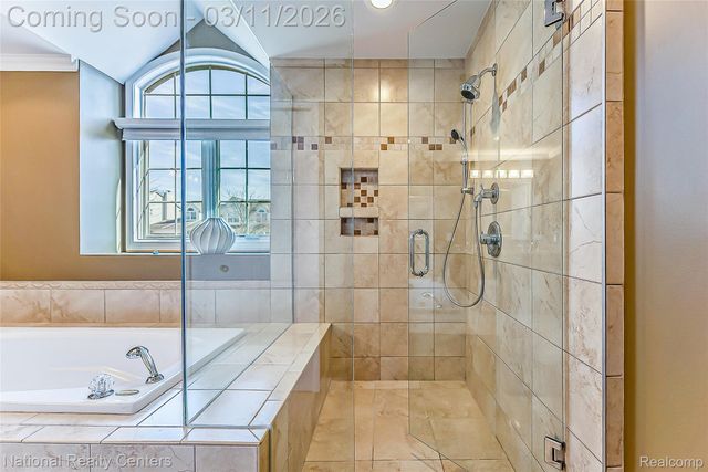 5451 Wentworth Drive, Commerce Charter Township, MI 48382