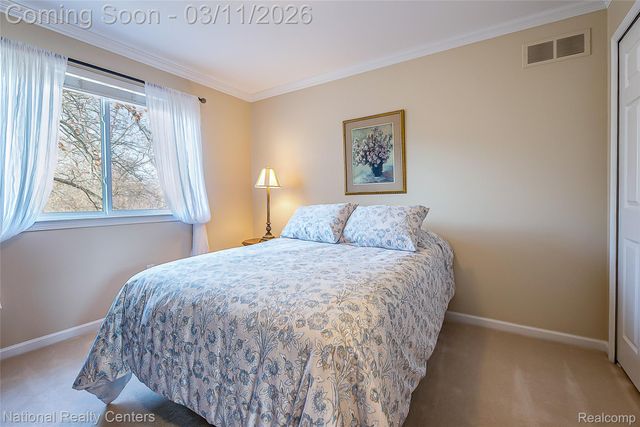 5451 Wentworth Drive, Commerce Charter Township, MI 48382