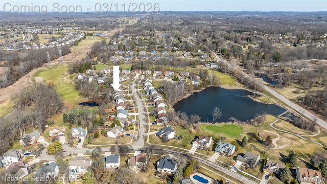 5451 Wentworth Drive, Commerce Charter Township, MI 48382