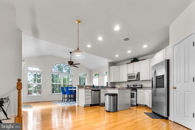 11976 CASTLE PINES LN, Waldorf, MD 20602