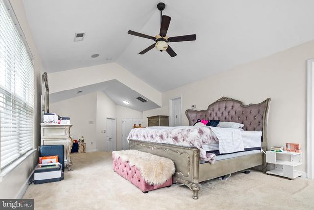 11976 CASTLE PINES LN, Waldorf, MD 20602