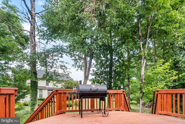11976 CASTLE PINES LN, Waldorf, MD 20602