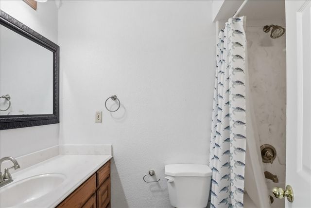 108 Stones Court, Waxahachie, TX 75165