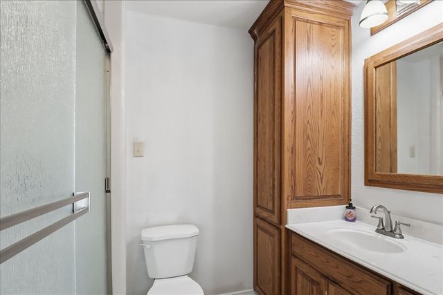 108 Stones Court, Waxahachie, TX 75165