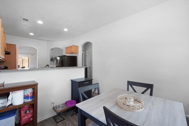 4112 Oasis Springs Road NE, Rio Rancho, NM 87144