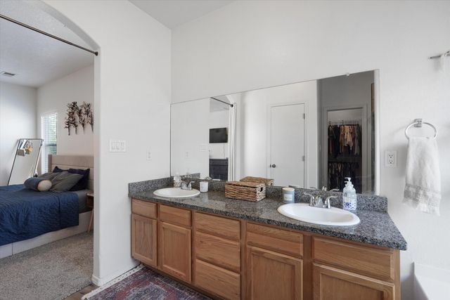 4112 Oasis Springs Road NE, Rio Rancho, NM 87144