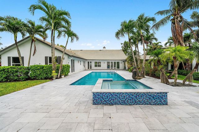15535 Sunward Street, Wellington, FL 33414