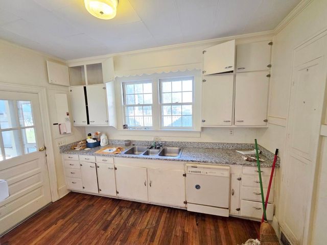 1107 Gilmore Avenue, Holly Hill, SC 29059