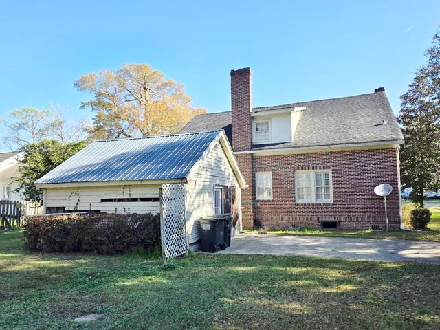 1107 Gilmore Avenue, Holly Hill, SC 29059