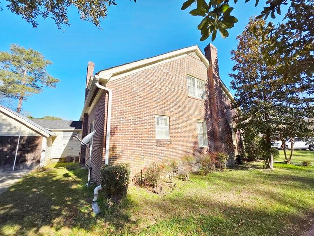 1107 Gilmore Avenue, Holly Hill, SC 29059