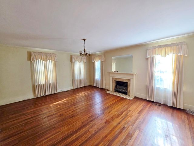 1107 Gilmore Avenue, Holly Hill, SC 29059