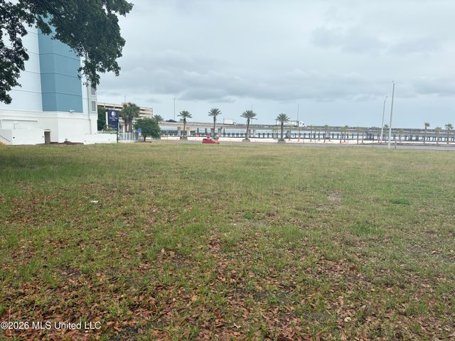 950 - 956 Beach Boulevard, Biloxi, MS 39530