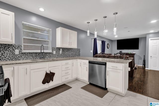 3319 CRESCENT DRIVE, Hueytown, AL 35023
