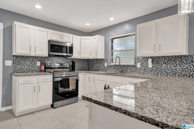 3319 CRESCENT DRIVE, Hueytown, AL 35023