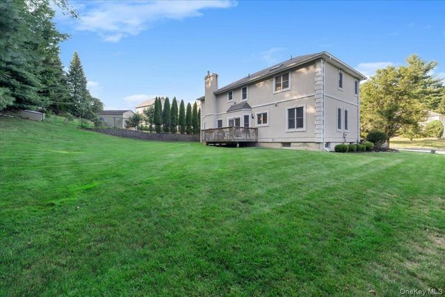 5 Dennis McHugh Court, Tappan, NY 10983