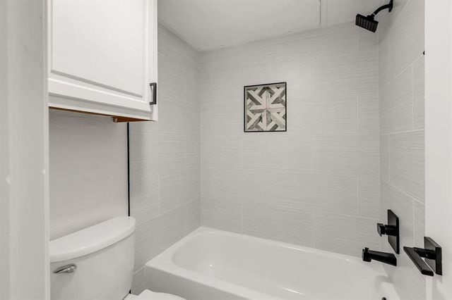 11550 N May Avenue F207, Oklahoma City, OK 73120