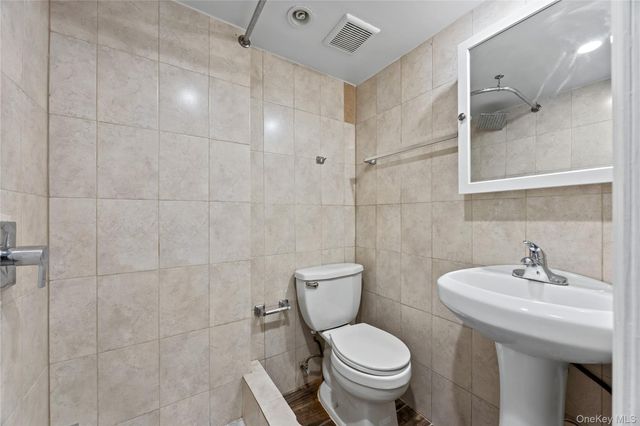 3121 Mickle Avenue, Bronx, NY 10469