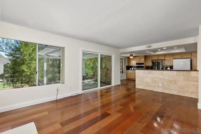 11440 Caminito Corriente, San Diego, CA 92128