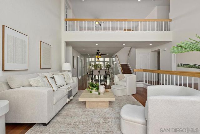11440 Caminito Corriente, San Diego, CA 92128