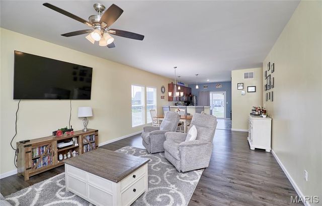 212 Barrington Ridge Lane, Wentzville, MO 63385