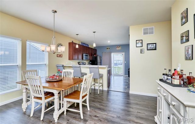 212 Barrington Ridge Lane, Wentzville, MO 63385