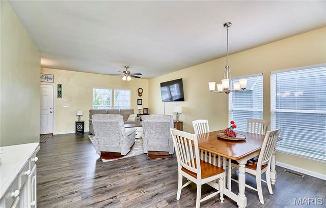 212 Barrington Ridge Lane, Wentzville, MO 63385