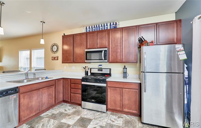 212 Barrington Ridge Lane, Wentzville, MO 63385