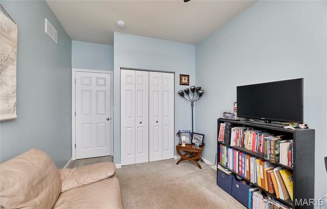 212 Barrington Ridge Lane, Wentzville, MO 63385
