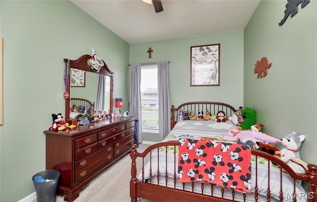 212 Barrington Ridge Lane, Wentzville, MO 63385