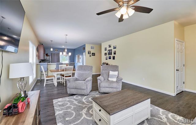 212 Barrington Ridge Lane, Wentzville, MO 63385