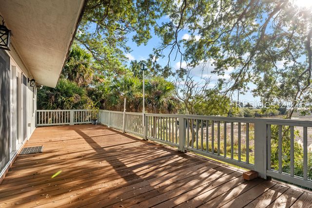 12 Pine Island Rd, Bluffton, SC 29910