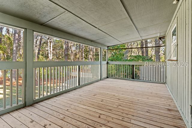 12 Pine Island Rd, Bluffton, SC 29910