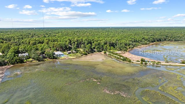 12 Pine Island Rd, Bluffton, SC 29910