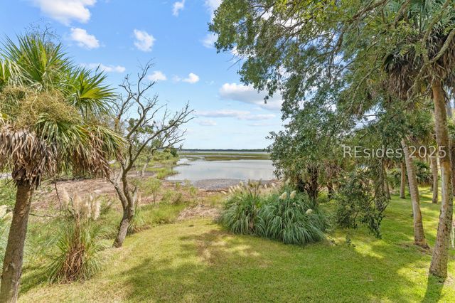 12 Pine Island Rd, Bluffton, SC 29910