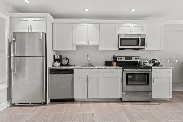 12 Pine Island Rd, Bluffton, SC 29910