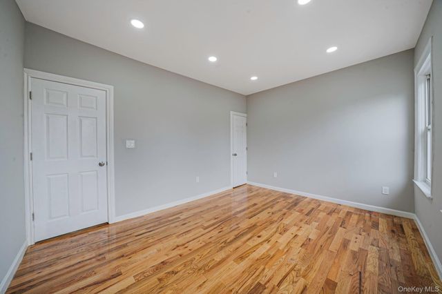 12701 89th Avenue, Richmond Hill, NY 11418