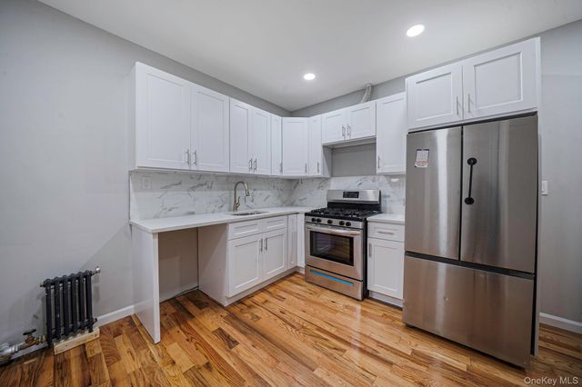 12701 89th Avenue, Richmond Hill, NY 11418