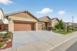 5217 Super Moon Way, Roseville, CA 95747