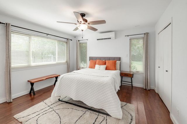 9417 Longvale DR, Austin, TX 78729