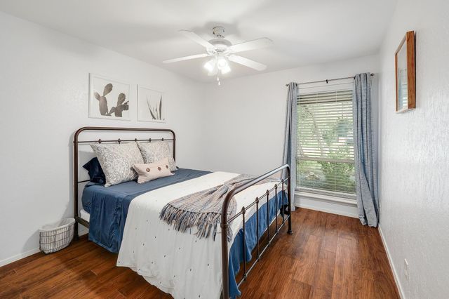 9417 Longvale DR, Austin, TX 78729