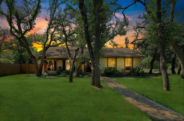 9417 Longvale DR, Austin, TX 78729