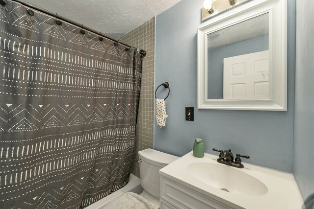 5 Chalet Drive, Gilford, NH 03249
