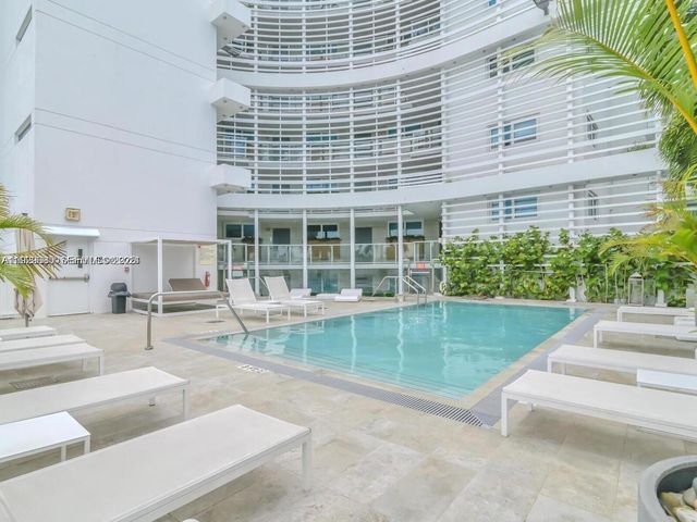 9821 E Bay Harbor Dr 503, Bay Harbor Islands, FL 33154