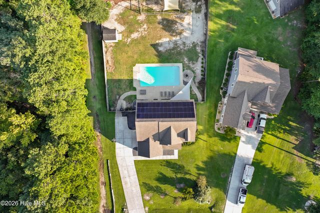 64 Sally Lane, Hampstead, NC 28443