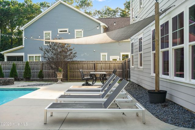 64 Sally Lane, Hampstead, NC 28443