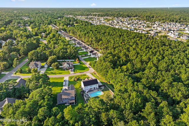 64 Sally Lane, Hampstead, NC 28443