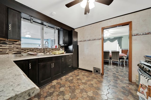 3520 Ridgeland Avenue, Berwyn, IL 60402