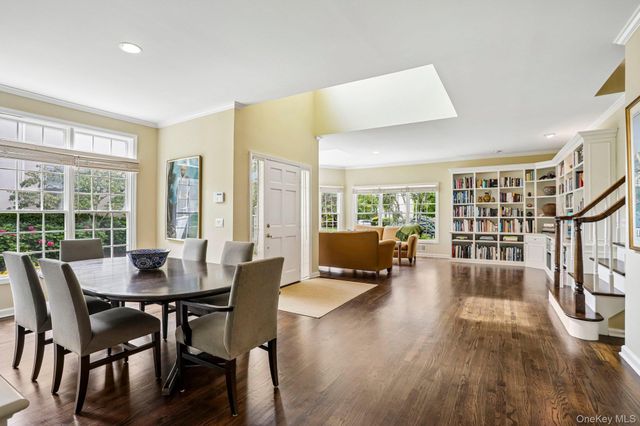 15 Doral Greens Drive E, Rye Brook, NY 10573