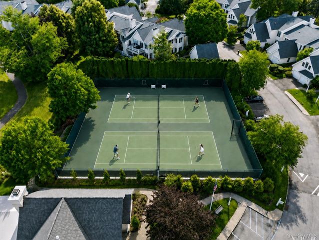 15 Doral Greens Drive E, Rye Brook, NY 10573